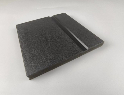 آخرین اخبار شرکت در مورد در اینجا یک راهنمای مرحله به مرحله برای نصب PVC سورتینگ بوردها (همچنین به عنوان baseboards)
