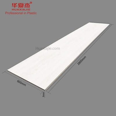 قیمت خوب مصالح ساختمانی سبز روکش دیوار خارجی Wpc روکش شده 2800x600x9mm آنلاین