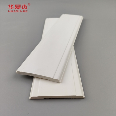 قیمت خوب پی وی سی مُل استریپ 2-1/2 Wpc قالب سفید صاف Pvc مُل قالب خانه اداری تزئینات