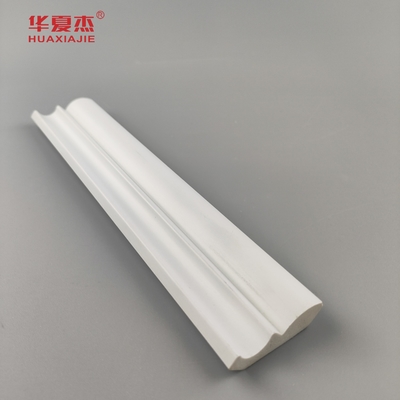 کیفیت بالا 25/64 x1-39/64 تاج قالب بندی pvc پروفایل ضد آب سفید pvc تزئینات داخلی ساختمان