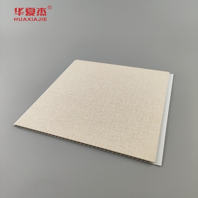 طرح جدید لایه بندی شده 250x5mm پانل دیواری PVC پانل های سقف دانه چوبی تزئینات داخلی و خارجی
