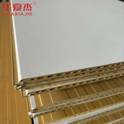 صفحه دیواری wpc سفید با کیفیت بالا 600x9mm تابلو wpc لایه دار مواد تزئینی ضد آب
