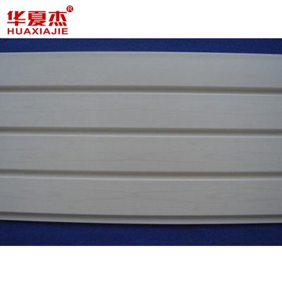 300mm X 17mm پانل های PVC Slatwall مناسب برای مقاومت در برابر ضربه و سازمان دیوار گاراژ