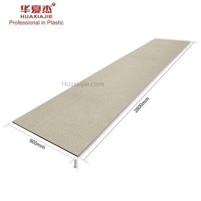 کیفیت دکوراسیون داخلی پانل دیواری طرح چوبی Wpc 2800x600x9mm کارخانه