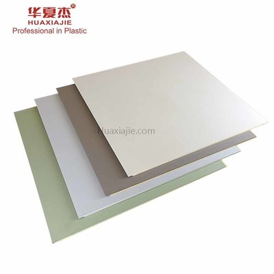 قیمت خوب پانل دیواری Wpc کلاس بالا 2800*600*9 میلی متر برای درب اتاق خواب آنلاین