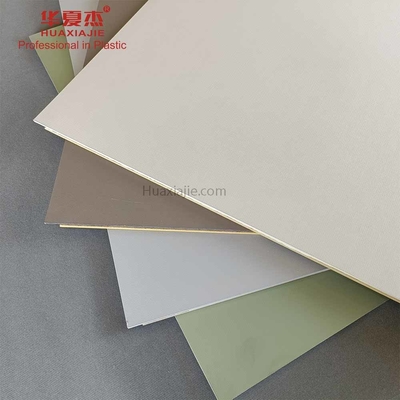 قیمت خوب پانل دیواری ضد عفونی کننده Wpc برای دکوراسیون 2800*600*9 میلی متر آنلاین