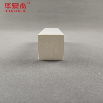 قیمت خوب فروش مستقیم تخته تریم سفارشی وینیل سفید 38mm x 39mm پروفیل دکوراسیون قالب گیری پی وی سی در داخل/خارج آنلاین
