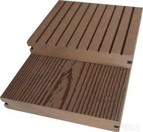 قیمت خوب جامد WPC کامپوزیت چوب Decking اسفنج فوم 140mm x 25mm آنلاین